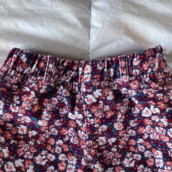 Gap Corduroy Pants in Floral Print, Size 4T - Picture 4 of 5